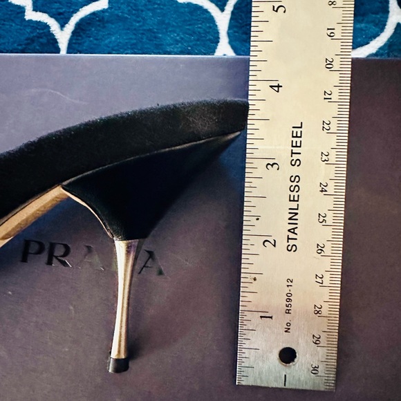 Prada Vero Cuoio Heels - Picture 8 of 8